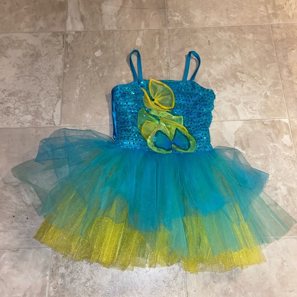 Dance costume size: MC (7-10) - Picture 1 of 2